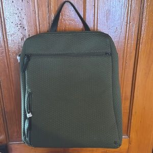 New, with tags!!! Women’s Elliot Lucca Backpack. Paid $125 plus shipping